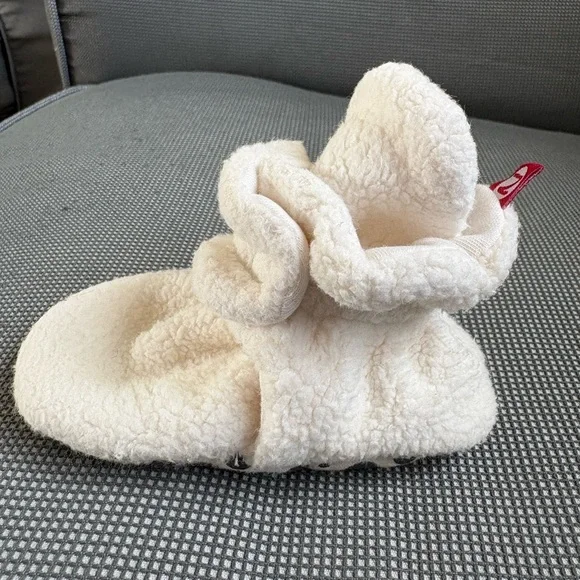 Zutano Fleece Baby Booties - Picture 5 of 9